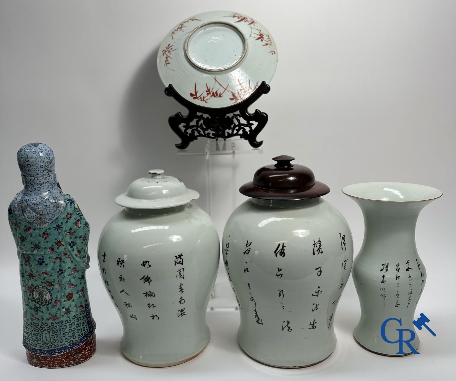 Lot of Chinese porcelain.