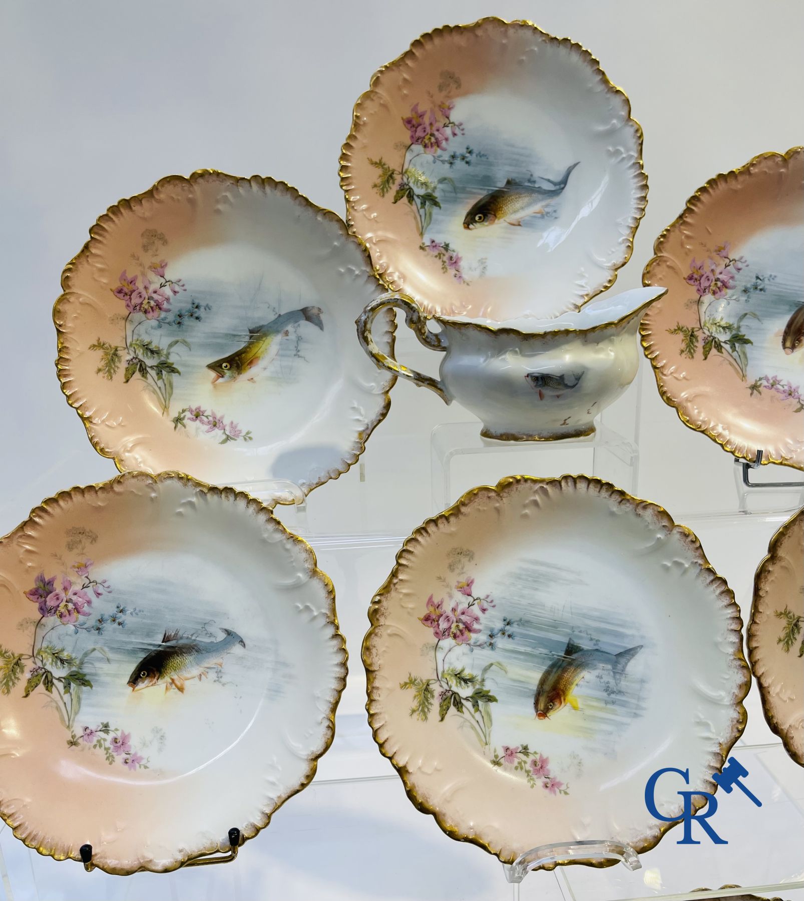 Porselein: Limoges/France: Gedeelte van een porselein tafelservies.