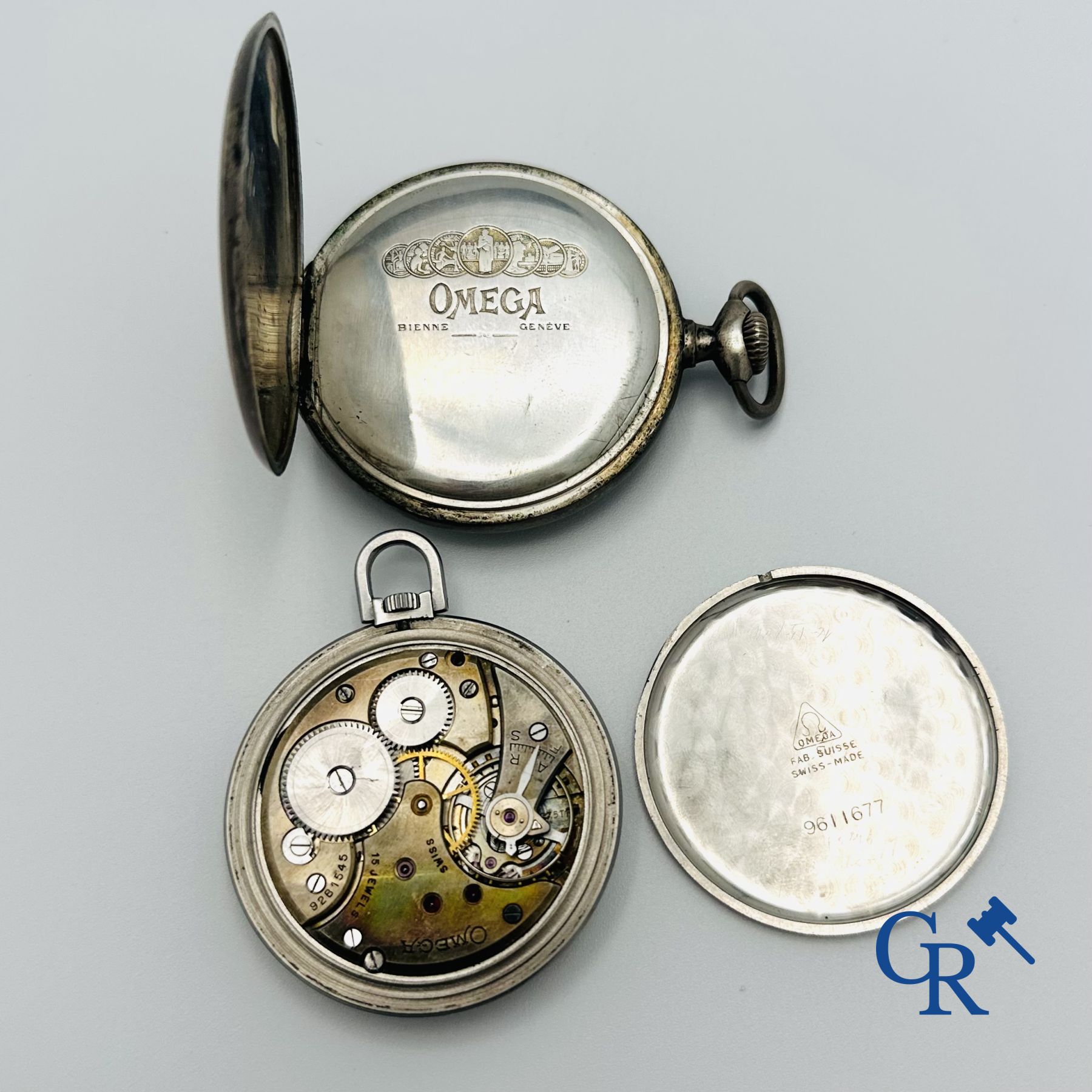 Uurwerken: Oméga Genève: Lot bestaande uit 2 zakhorloges.