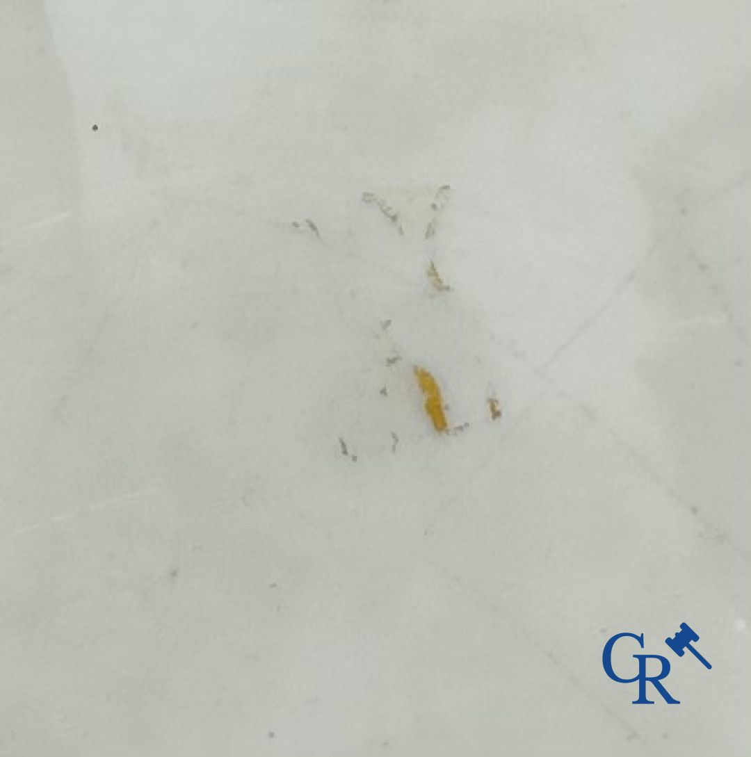 Plate in blue tinted Doorniks Porcelain. (pâte tendre) 18th century.