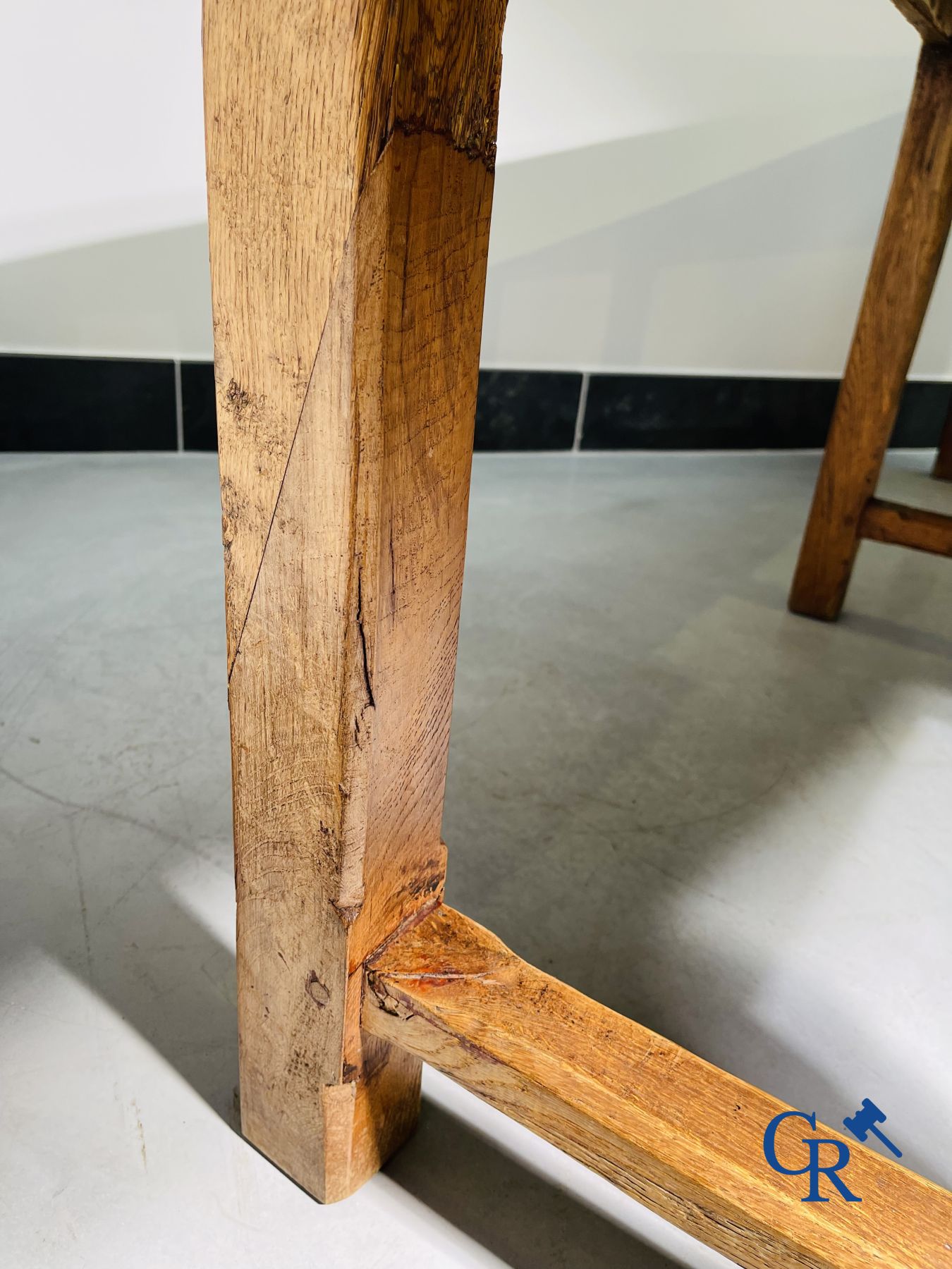 Grote tafel in eikenhout. 18de eeuw.