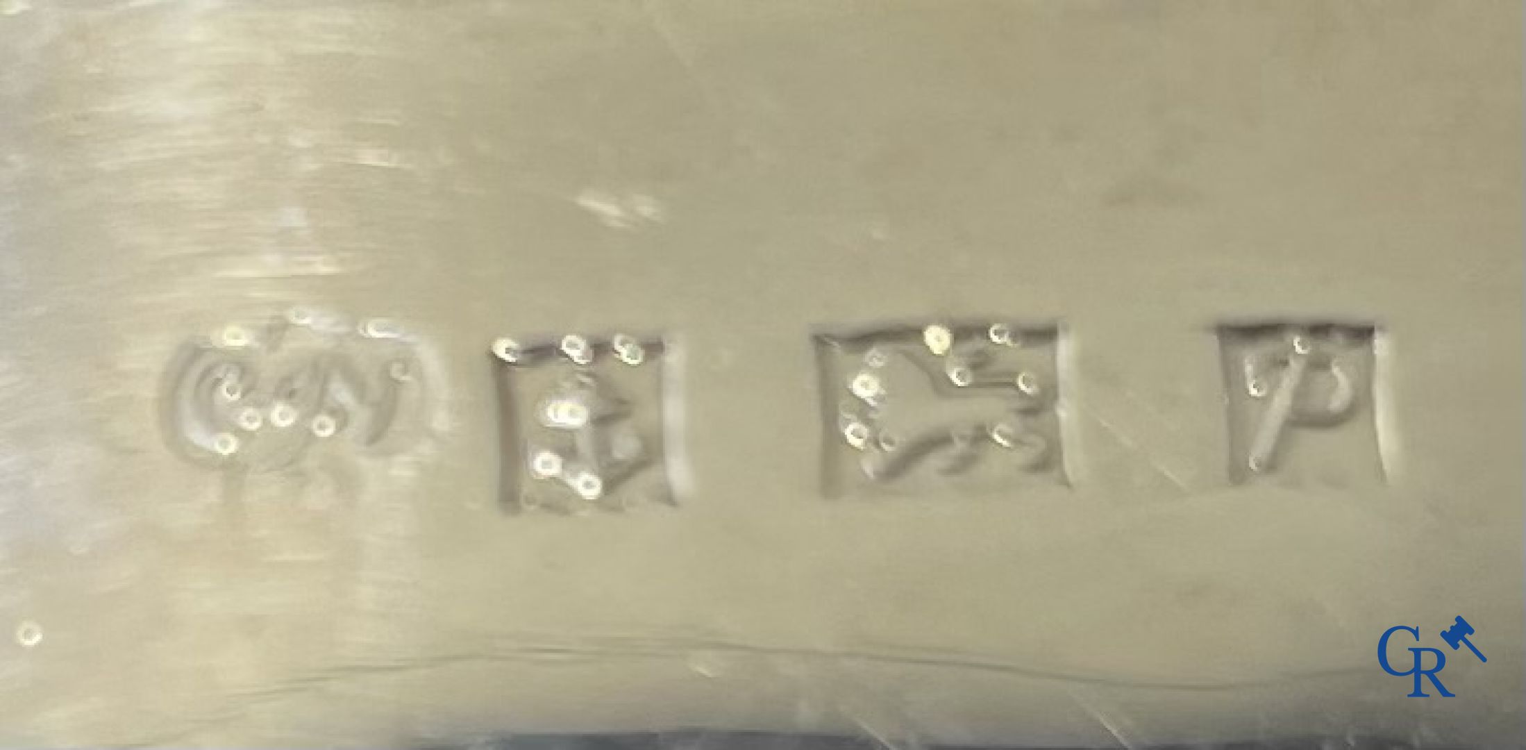 Silver: Important lot with various pieces of English silver. (various hallmarks) 19th-20th century.