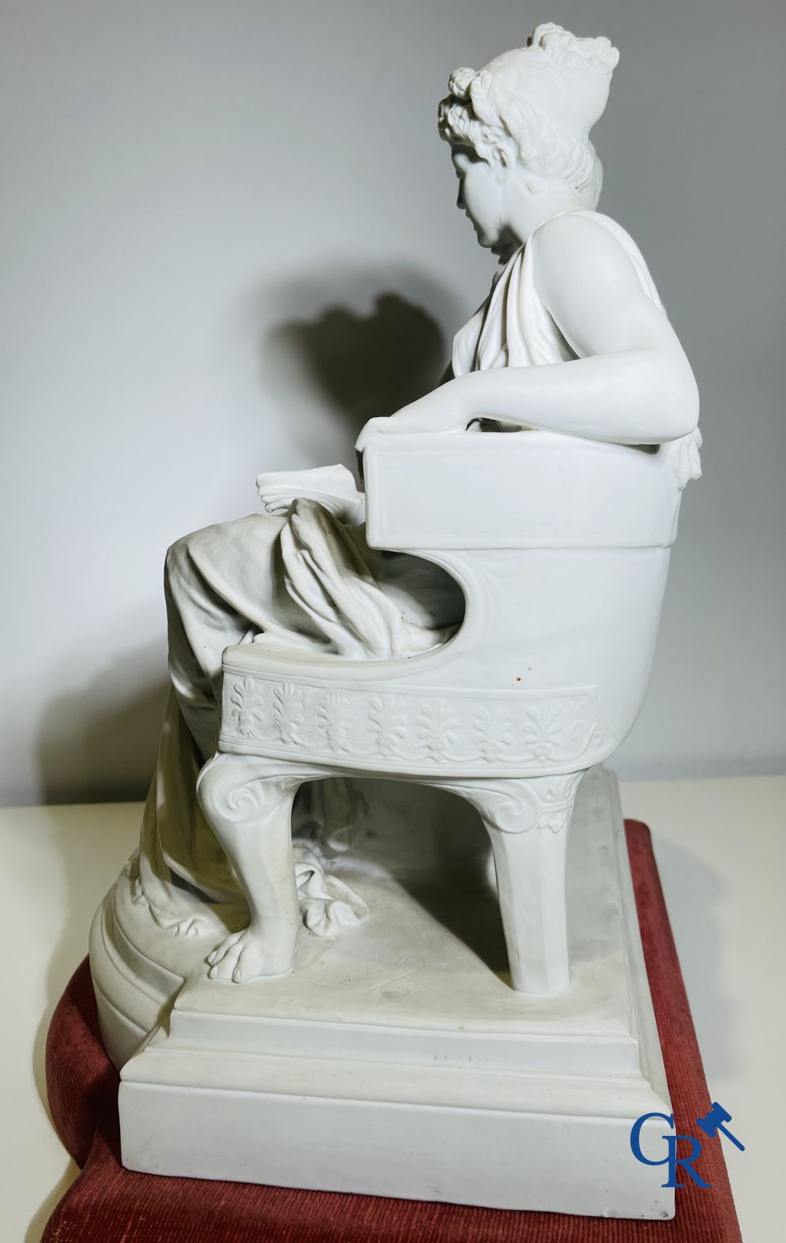 Edouard Lantéri  (1848-1917)  "Duo" Imposing statue in white biscuit in Neoclassical style on a matching pedestal.