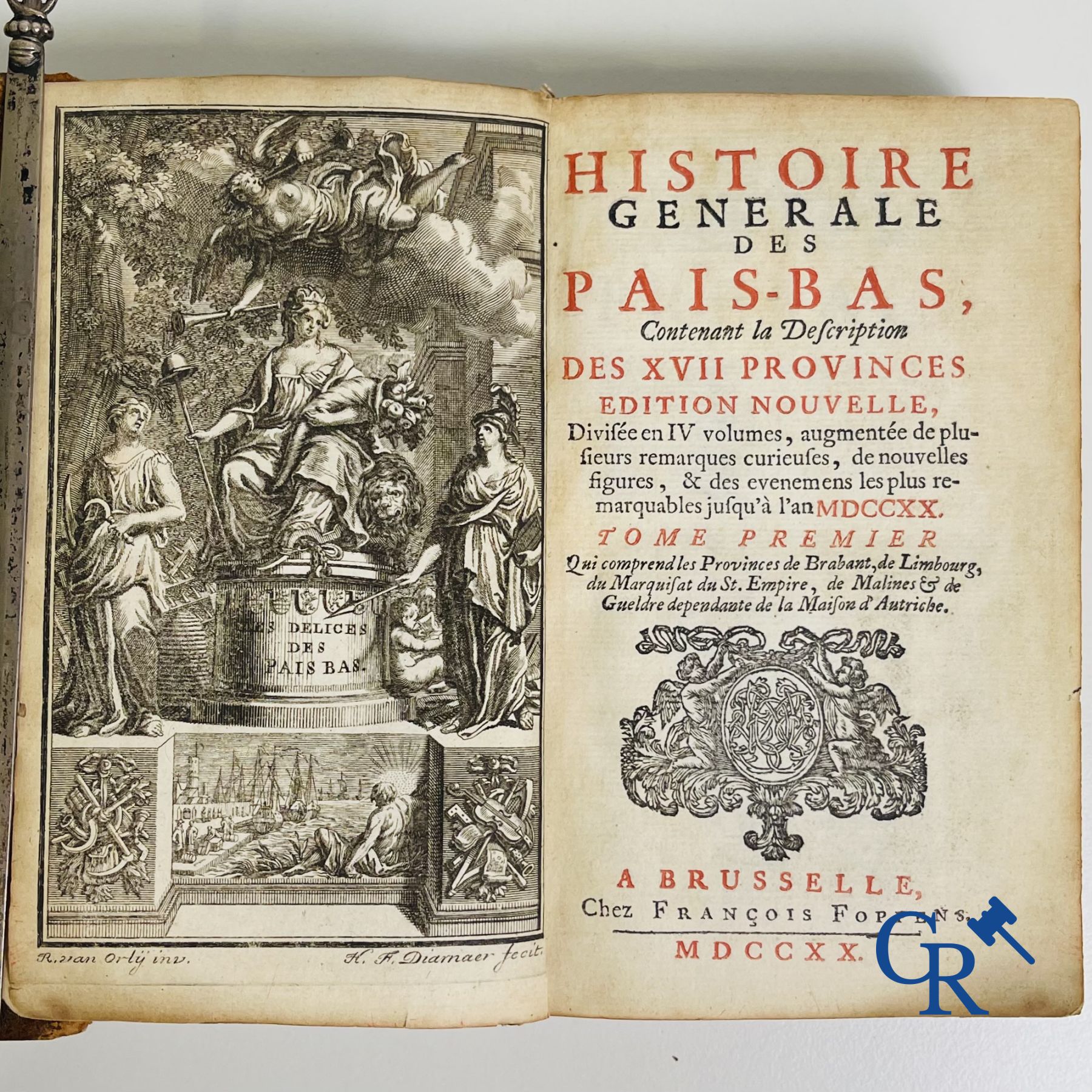 Oude boekdrukken: Histoire générale des Pais-Bas, 1720 Chez François Foppens à Brusselle.