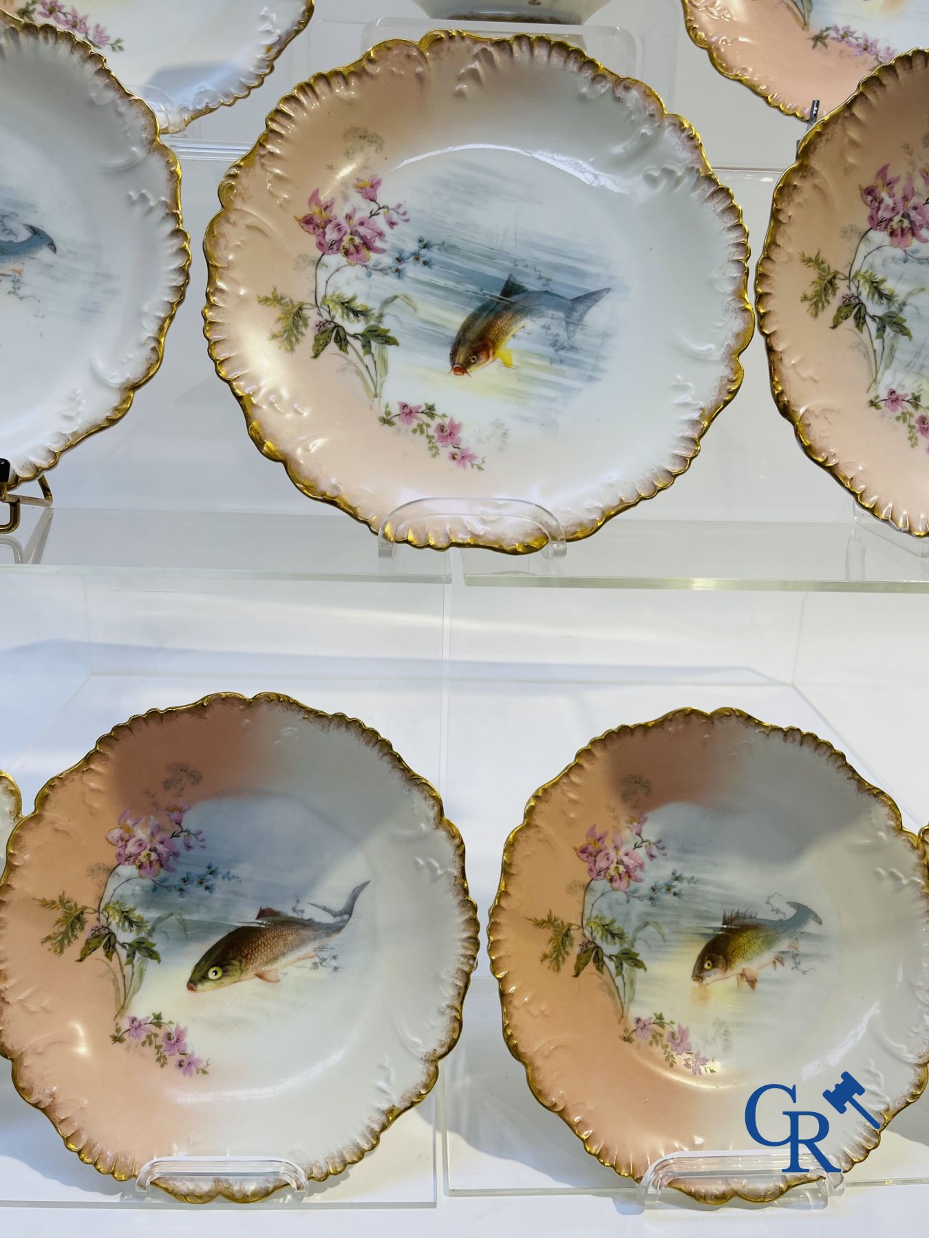 Porselein: Limoges/France: Gedeelte van een porselein tafelservies.