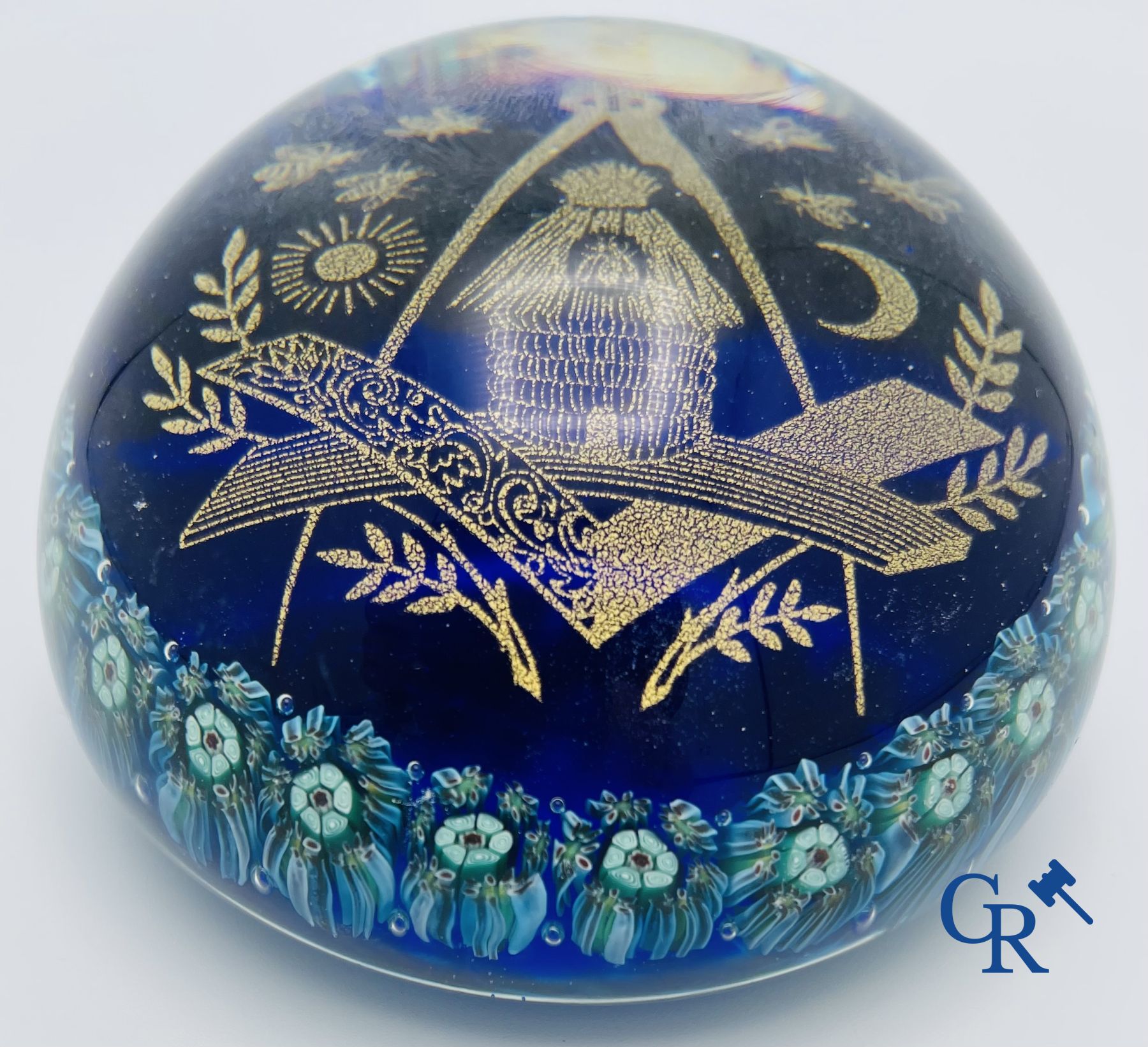 Vrijmetselaarij: Presse papier in kristal.